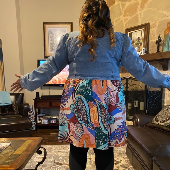 Denim Ruched Button-Up Jacket - Picture 4 of 4